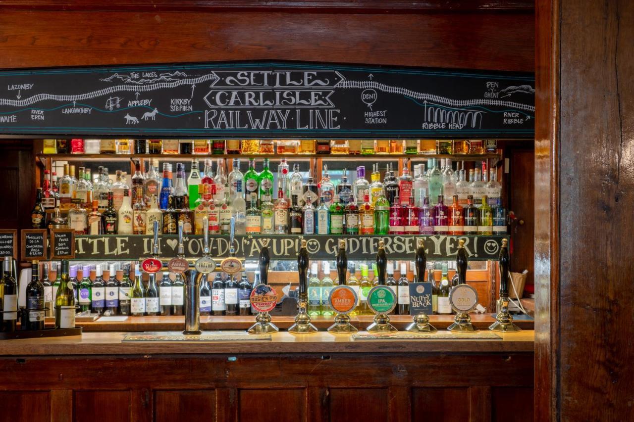 The Golden Lion At Settle Ξενοδοχείο Εξωτερικό φωτογραφία
